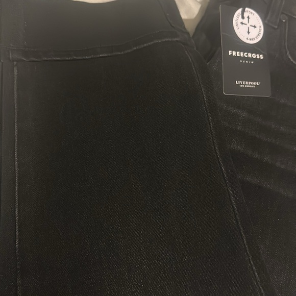 NWTLiverpool Los Angeles MARLEY GIRLFRIEND WITH RAW CUT CUFF ECO in Herington - Picture 12 of 17